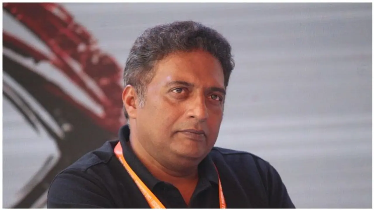 The Kashmir Files; ನೆಟ್ಟಿಗರ ಕೋಪಕ್ಕೆ ಗುರಿಯಾದ ಪ್ರಕಾಶ್ ರಾಜ್ ಟ್ವೀಟ್ The Kashmir Files; ನೆಟ್ಟಿಗರ ಕೋಪಕ್ಕೆ ಗುರಿಯಾದ ಪ್ರಕಾಶ್ ರಾಜ್ ಟ್ವೀಟ್