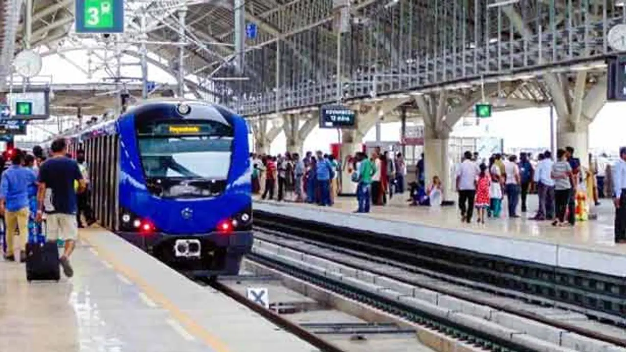 மக்களே உஷார்..! மெட்ரோ ரயில் சேவை பாதிப்பு..! மாற்று வழி தேர்வு செய்யுங்க.!
