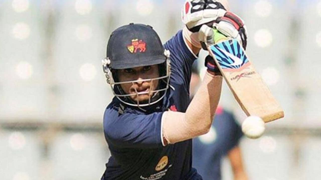 ടി20യില് തട്ടുപ്പൊളിപ്പന് സെഞ്ചുറിയുമായി ശ്രേയാസ് അയ്യര്; ഋഷഭ് പന്തിനെ മറികടന്നു ടി20യില് തട്ടുപ്പൊളിപ്പന് സെഞ്ചുറിയുമായി ശ്രേയാസ് അയ്യര്; ഋഷഭ് പന്തിനെ മറികടന്നു