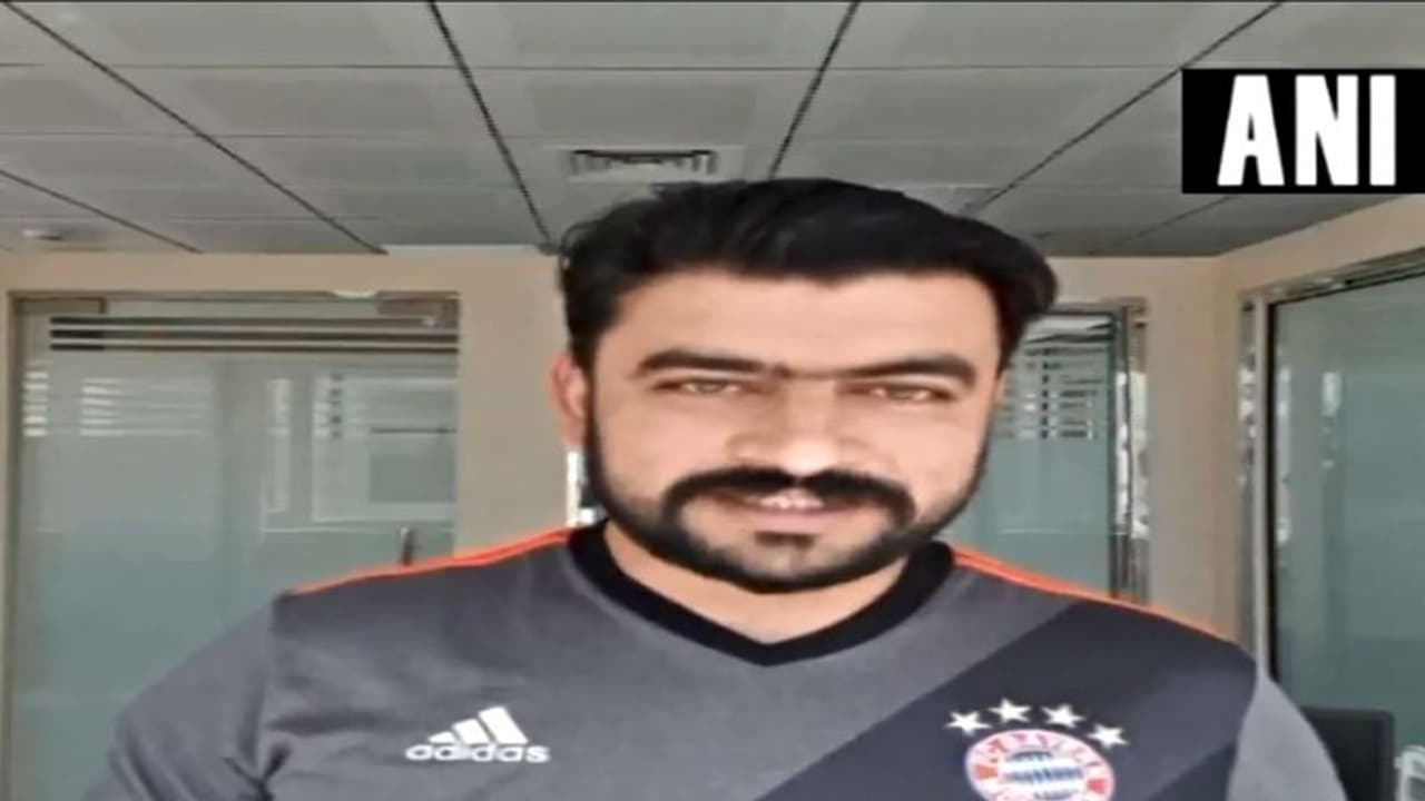 'ആ മത്സരം ബഹിഷ്കരിക്കരുതേ'; ഇന്ത്യന് ദേശീയ ഗാനം പാടിയ ആ പാകിസ്ഥാനിയുടെ അപേക്ഷ 'ആ മത്സരം ബഹിഷ്കരിക്കരുതേ'; ഇന്ത്യന് ദേശീയ ഗാനം പാടിയ ആ പാകിസ്ഥാനിയുടെ അപേക്ഷ