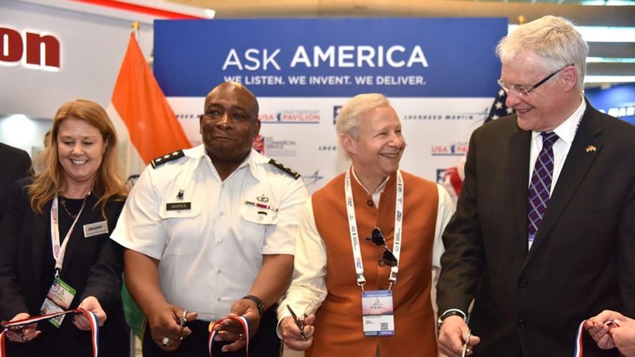 ಏರೋ ಇಂಡಿಯಾ 2019: ಅಮೆರಿಕ ಪಾರ್ಟ್ನರ್ಶಿಪ್ ಪೆವಿಲಿಯನ್ ಉದ್ಘಾಟನೆ! ಏರೋ ಇಂಡಿಯಾ 2019: ಅಮೆರಿಕ ಪಾರ್ಟ್ನರ್ಶಿಪ್ ಪೆವಿಲಿಯನ್ ಉದ್ಘಾಟನೆ!