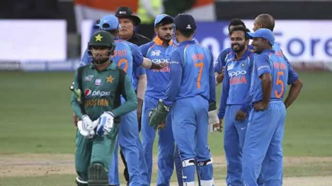 వరల్డ్కప్లో భారత్ పాక్ మ్యాచ్.. ఆడకుంటే మనకే నష్టం: బీసీసీఐ వరల్డ్కప్లో భారత్ పాక్ మ్యాచ్.. ఆడకుంటే మనకే నష్టం: బీసీసీఐ