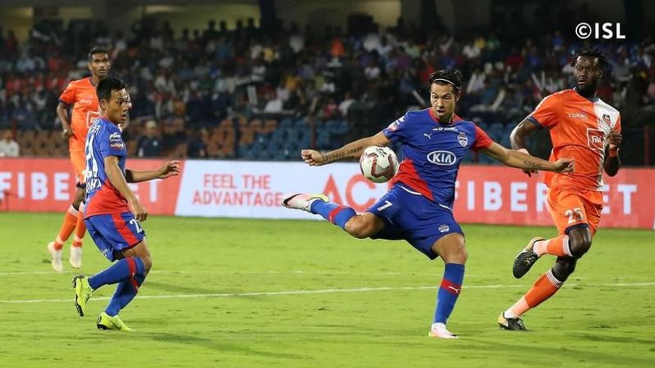 ಗೋವಾ ವಿರುದ್ಧ ಅಬ್ಬರ ಅಗ್ರ ಸ್ಥಾನಕ್ಕೆ ಬೆಂಗಳೂರು ಎಫ್‌ಸಿ