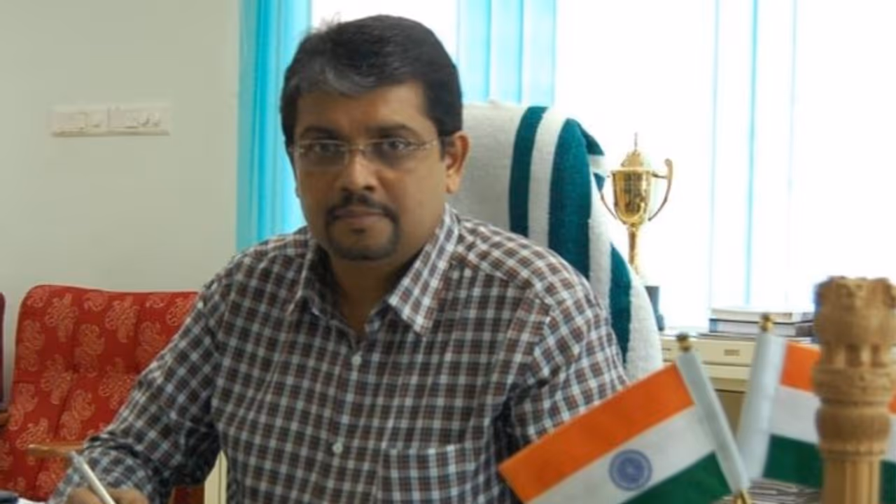 'ചൂണ്ടിക്കാണിച്ചത് കാട്ടുകള്ളന്മാരെ, ജീവനക്കാരുമായി യുദ്ധത്തിനില്ല': കെഎസ്ആര്‍ടിസി എംഡി