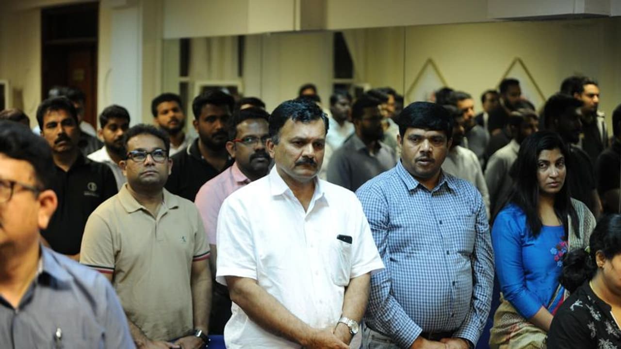 ಹುತಾತ್ಮ ಸೈನಿಕರಿಗೆ ಕತಾರ್ ಕನ್ನಡಿಗರಿಂದ ಕಂಬನಿ ಹುತಾತ್ಮ ಸೈನಿಕರಿಗೆ ಕತಾರ್ ಕನ್ನಡಿಗರಿಂದ ಕಂಬನಿ