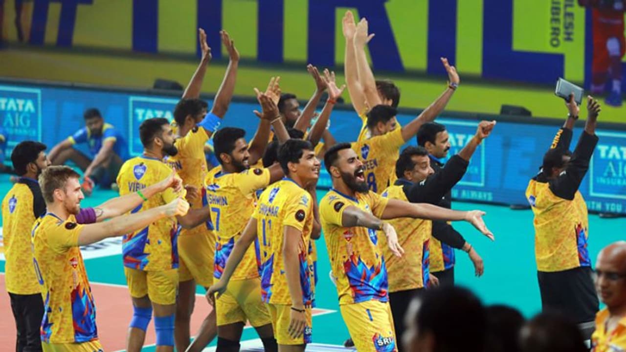 പ്രോ വോളി: കലാശപ്പോരില് കാലിക്കറ്റിന് കാലിടറി; ചെന്നൈയ്ക്ക് കിരീടം പ്രോ വോളി: കലാശപ്പോരില് കാലിക്കറ്റിന് കാലിടറി; ചെന്നൈയ്ക്ക് കിരീടം