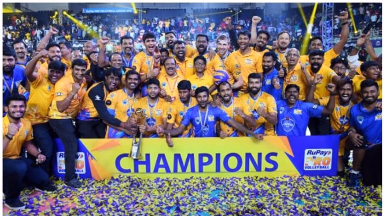 പ്രോ വോളിയിലും കിരീടം; ഇന്ത്യന് കായിക ലീഗുകളില് ചെന്നൈ മാസ് ഡാ! പ്രോ വോളിയിലും കിരീടം; ഇന്ത്യന് കായിക ലീഗുകളില് ചെന്നൈ മാസ് ഡാ!