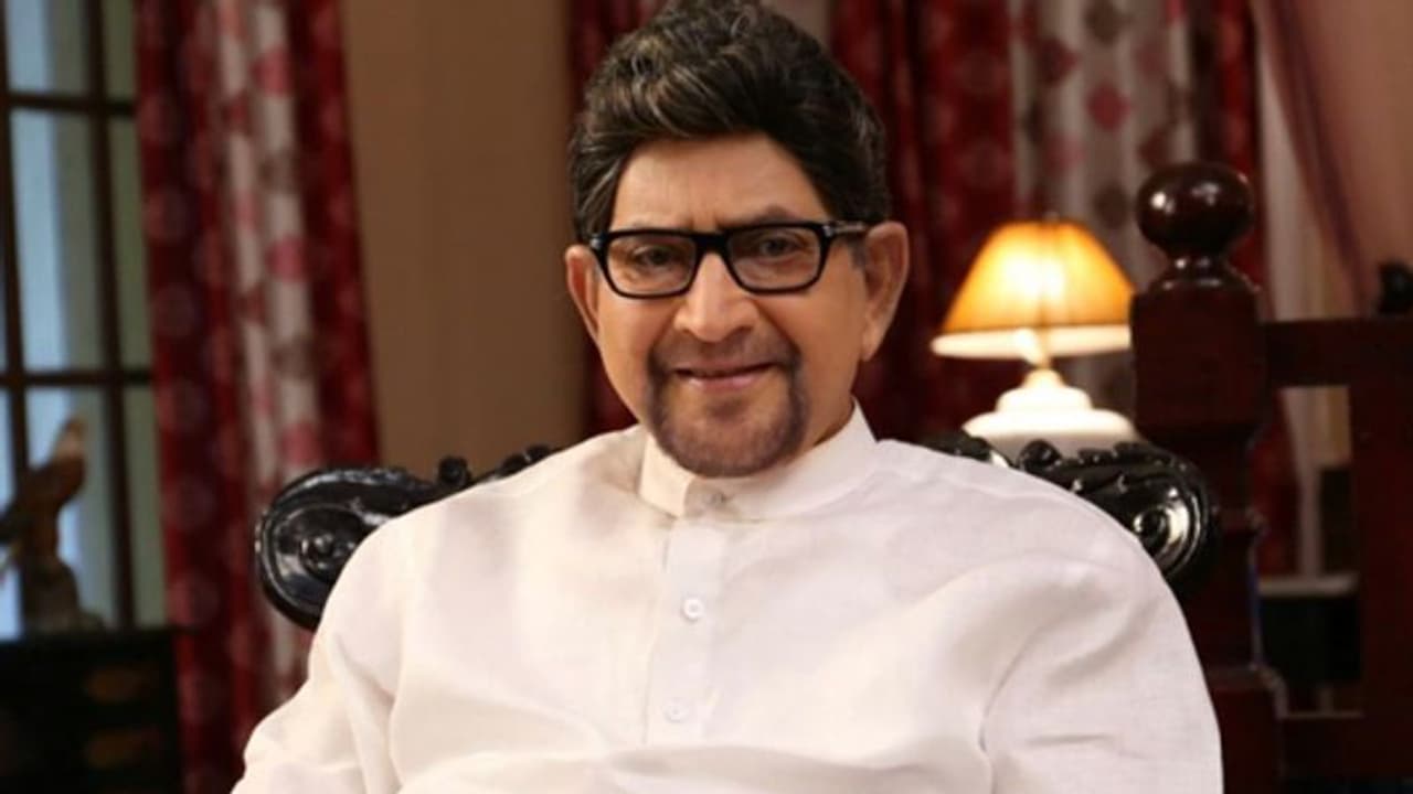 వెంటిలేటర్ పై సూపర్ స్టార్ కృష్ణ... విషమంగా ఆరోగ్యం..! వెంటిలేటర్ పై సూపర్ స్టార్ కృష్ణ... విషమంగా ఆరోగ్యం..!