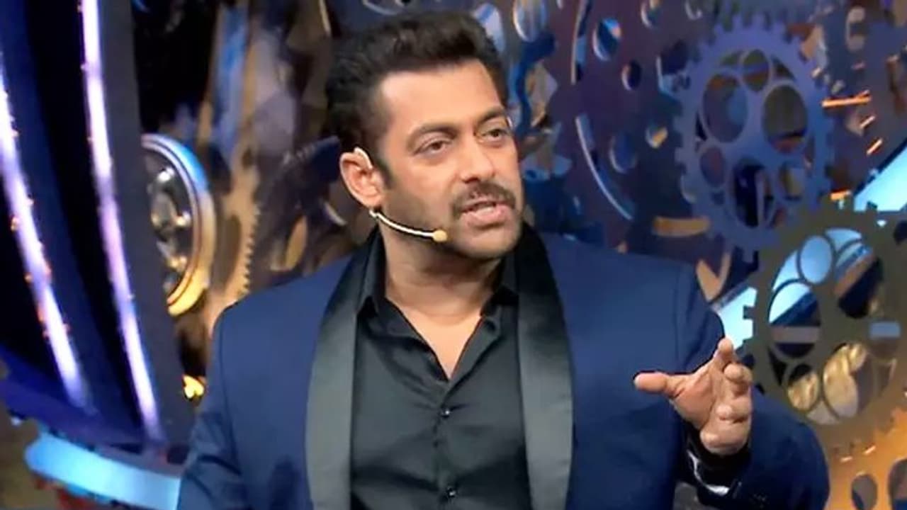 ബിഗ് ബോസ് വേദിയില് സല്മാന് 'തള്ളിയതല്ല'; 19 വര്ഷത്തിന് ശേഷം ആ പ്രശസ്ത സംവിധായകനൊപ്പം ബിഗ് ബോസ് വേദിയില് സല്മാന് 'തള്ളിയതല്ല'; 19 വര്ഷത്തിന് ശേഷം ആ പ്രശസ്ത സംവിധായകനൊപ്പം