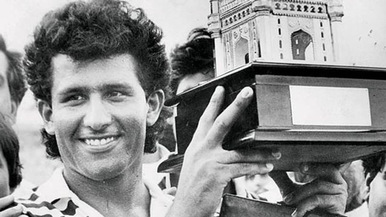 ക്രിക്കറ്റ് പന്ത് 'ലാംബ'യെ കൊന്നിട്ട് 21 വര്‍ഷം!