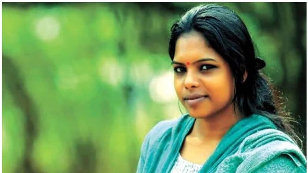 നയനയുടെ കുടുംബം മുഖ്യമന്ത്രിയെ കണ്ടു, 'അന്വേഷണം അട്ടിമറിക്കാൻ ശ്രമിച്ച ഉദ്യോഗസ്ഥർക്കെതിരെ നടപടി വേണം'