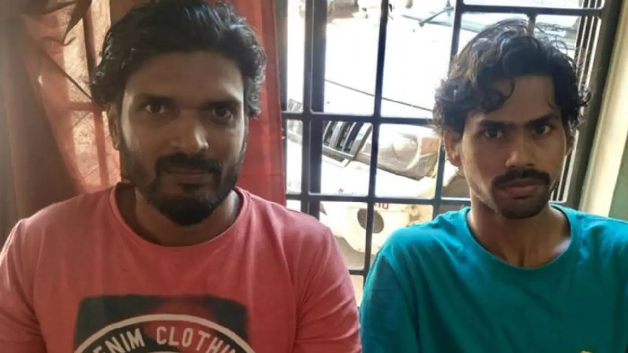 പമ്പാനദിയില് കോഴിമാലിന്യം തള്ളാന് ശ്രമം; കടയുടമ പിടിയില് പമ്പാനദിയില് കോഴിമാലിന്യം തള്ളാന് ശ്രമം; കടയുടമ പിടിയില്