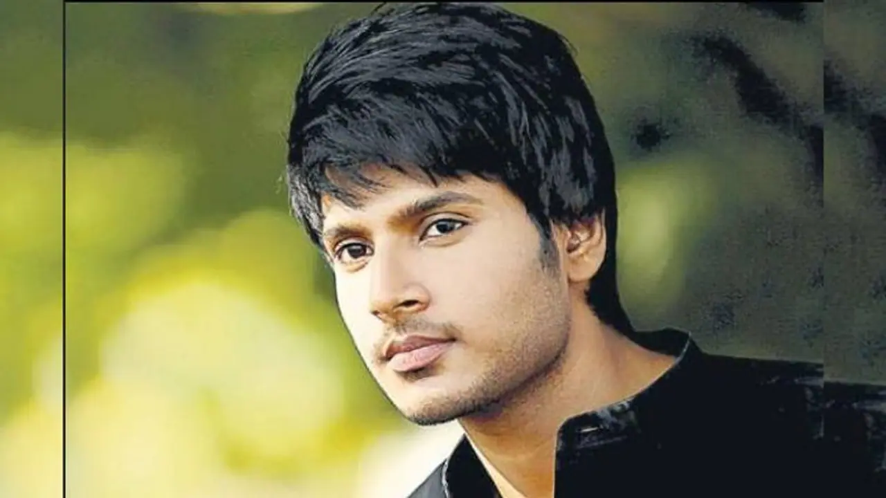 హీరో సందీప్‌ కిషన్‌ హోటల్‌లో తనిఖీలు.. షాకిచ్చే విషయాలు బహిర్గతం..