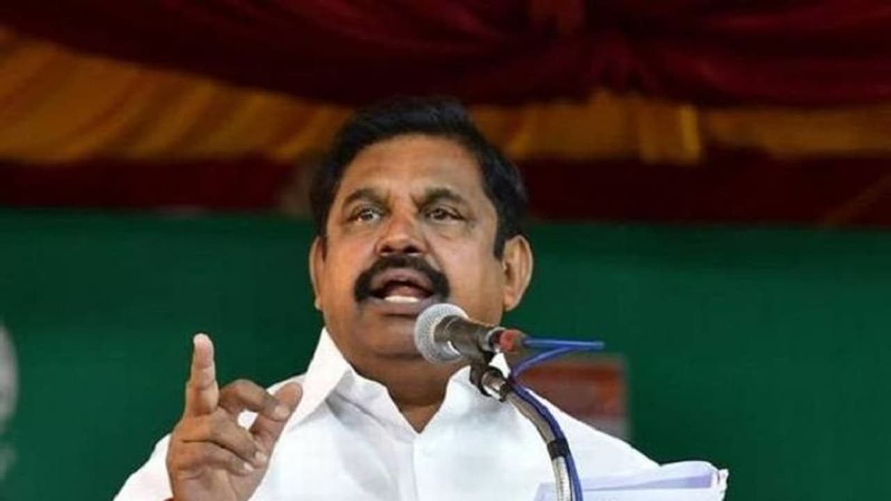 ஜுலை31ம் தேதி வரை போக்குவரத்துக்கு தடை.! தமிழக முதல்வர் எடப்பாடி பழனிச்சாமி அறிவிப்பு.! ஜுலை31ம் தேதி வரை போக்குவரத்துக்கு தடை.! தமிழக முதல்வர் எடப்பாடி பழனிச்சாமி அறிவிப்பு.!