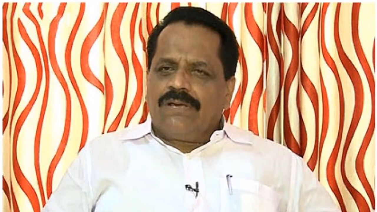 മൂവാറ്റുപുഴ ലക്ഷ്യം വെച്ച് ജോണി നെല്ലൂർ; സീറ്റ് നൽകണമെന്ന് യുഡിഎഫിനോട് ആവശ്യപ്പെട്ടു