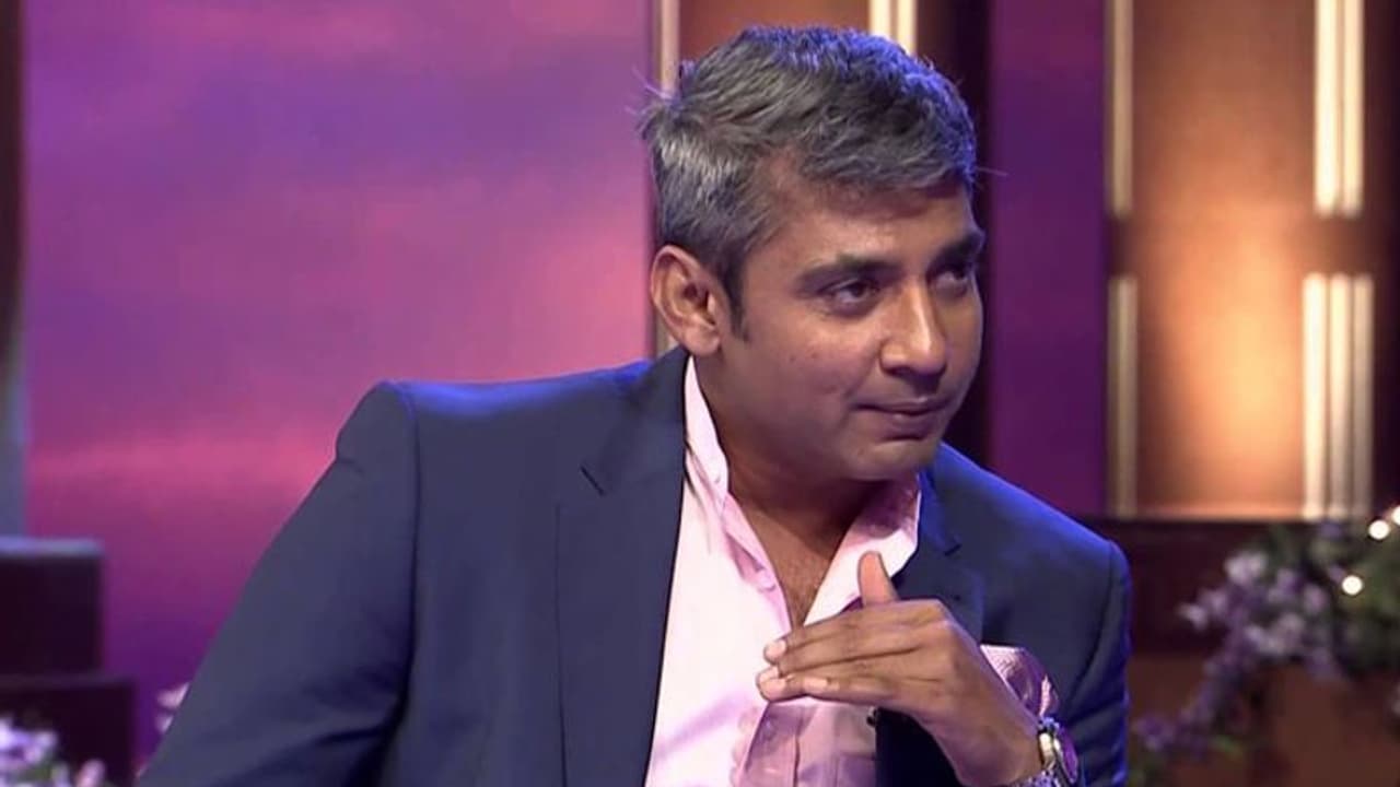 അയാളുടെ ബാറ്റിംഗിൽ ഇപ്പോൾ ആ വൈറസിന്റെ സാന്നിധ്യമില്ല; യുവതാരത്തെക്കുറിച്ച് ജഡേജ അയാളുടെ ബാറ്റിംഗിൽ ഇപ്പോൾ ആ വൈറസിന്റെ സാന്നിധ്യമില്ല; യുവതാരത്തെക്കുറിച്ച് ജഡേജ