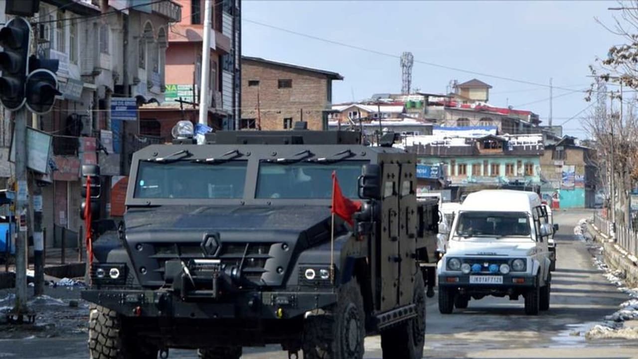 ಭಾರತದ ಮಿಲಿಟರಿ ಶಕ್ತಿಯಲ್ಲಿದೆ 4 ಅತ್ಯಾಧುನಿಕ ವಾಹನ!