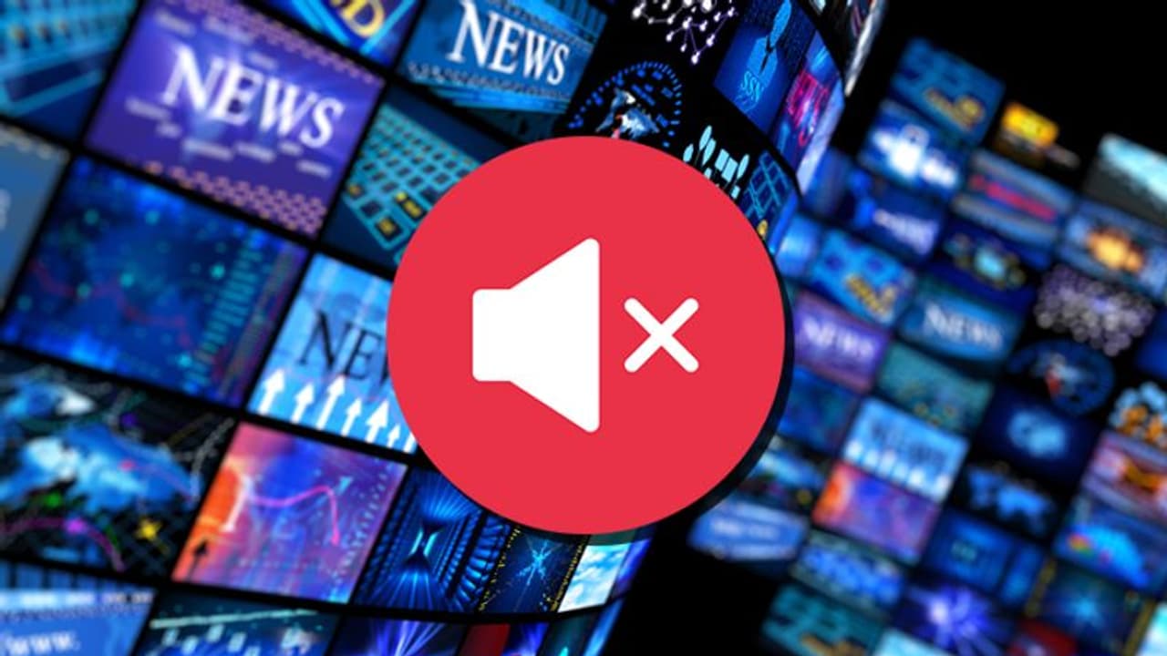 Abhinandan Varthaman in Pakistan custody: Somebody, mute the media!