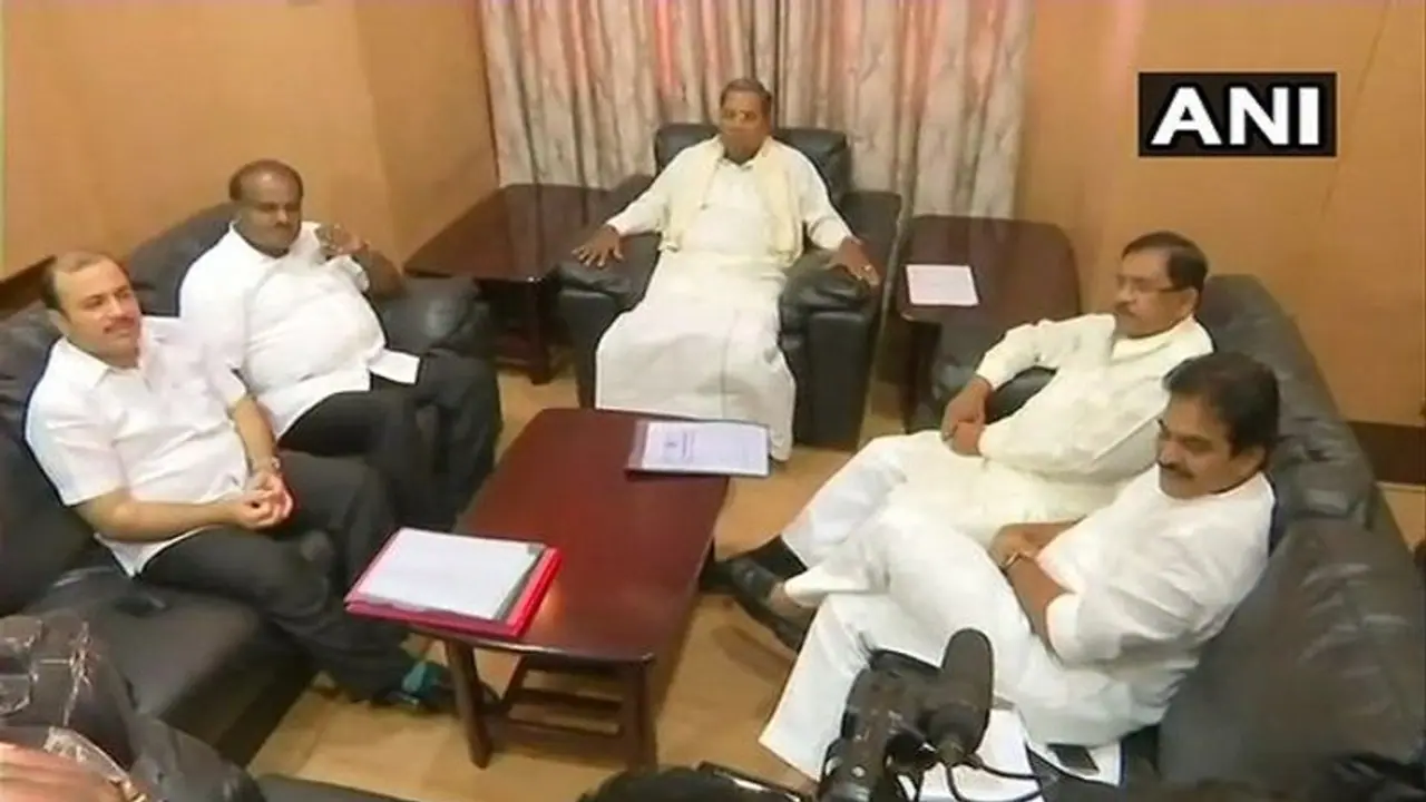 ಸಮನ್ವಯ ಸಮಿತಿ ಸಭೆಗೆ ಮುಹೂರ್ತ ಫಿಕ್ಸ್, ಅಂದೇ ಮೈತ್ರಿ ಸೀಟು ಹಂಚಿಕೆ ಫೈನಲ್ ಸಮನ್ವಯ ಸಮಿತಿ ಸಭೆಗೆ ಮುಹೂರ್ತ ಫಿಕ್ಸ್, ಅಂದೇ ಮೈತ್ರಿ ಸೀಟು ಹಂಚಿಕೆ ಫೈನಲ್