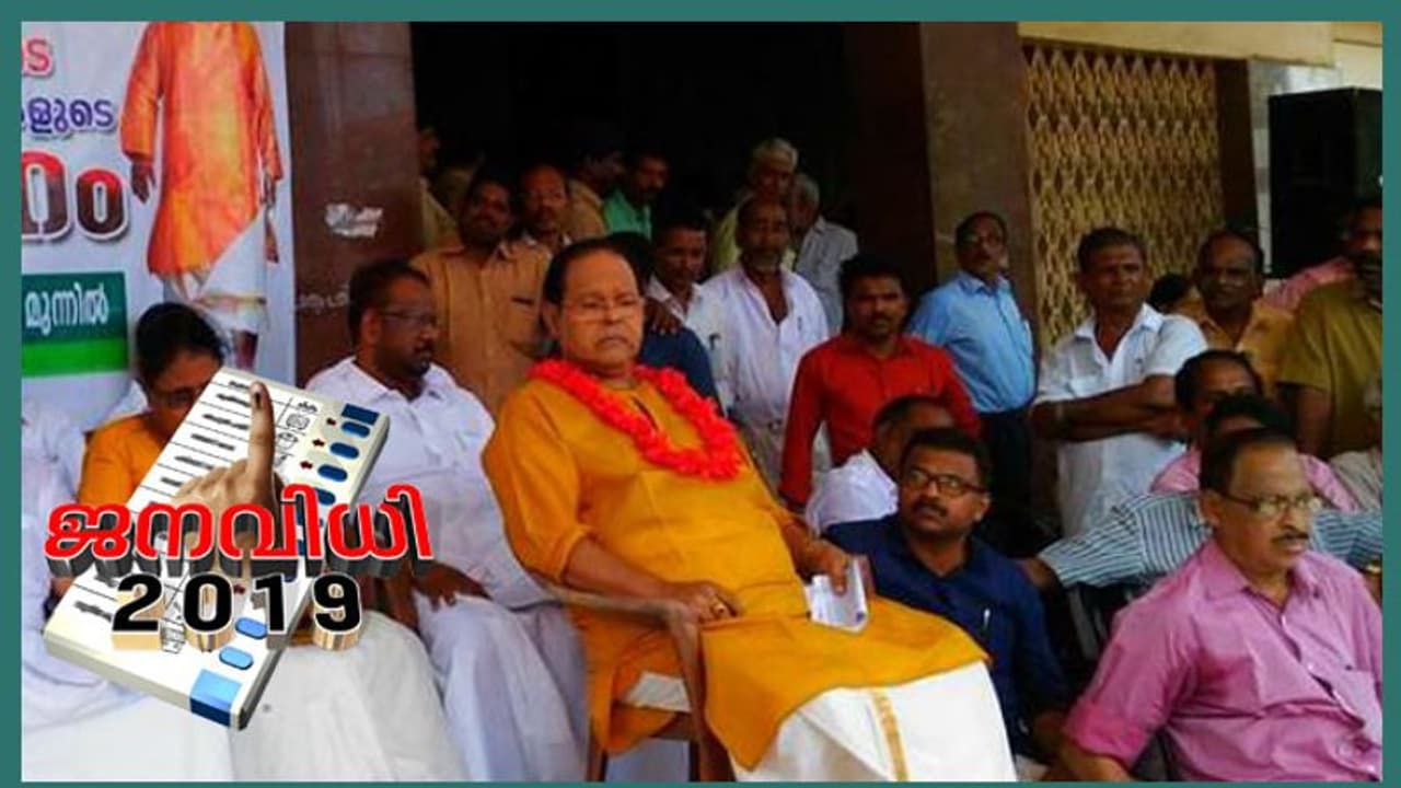 ചാലക്കുടിയിൽ വീണ്ടും ഇന്നസെന്റ്; സിപിഎം സെക്രട്ടേറിയറ്റ് യോഗത്തിൽ ധാരണ ചാലക്കുടിയിൽ വീണ്ടും ഇന്നസെന്റ്; സിപിഎം സെക്രട്ടേറിയറ്റ് യോഗത്തിൽ ധാരണ