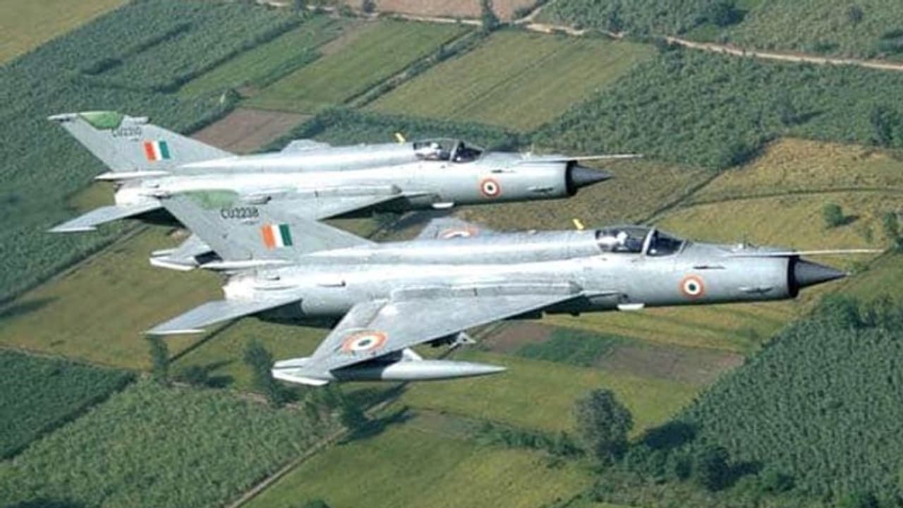 IAF fighter jets to conduct touchdown exercise on newly developed Purvanchal Expressway in UP on Nov 16