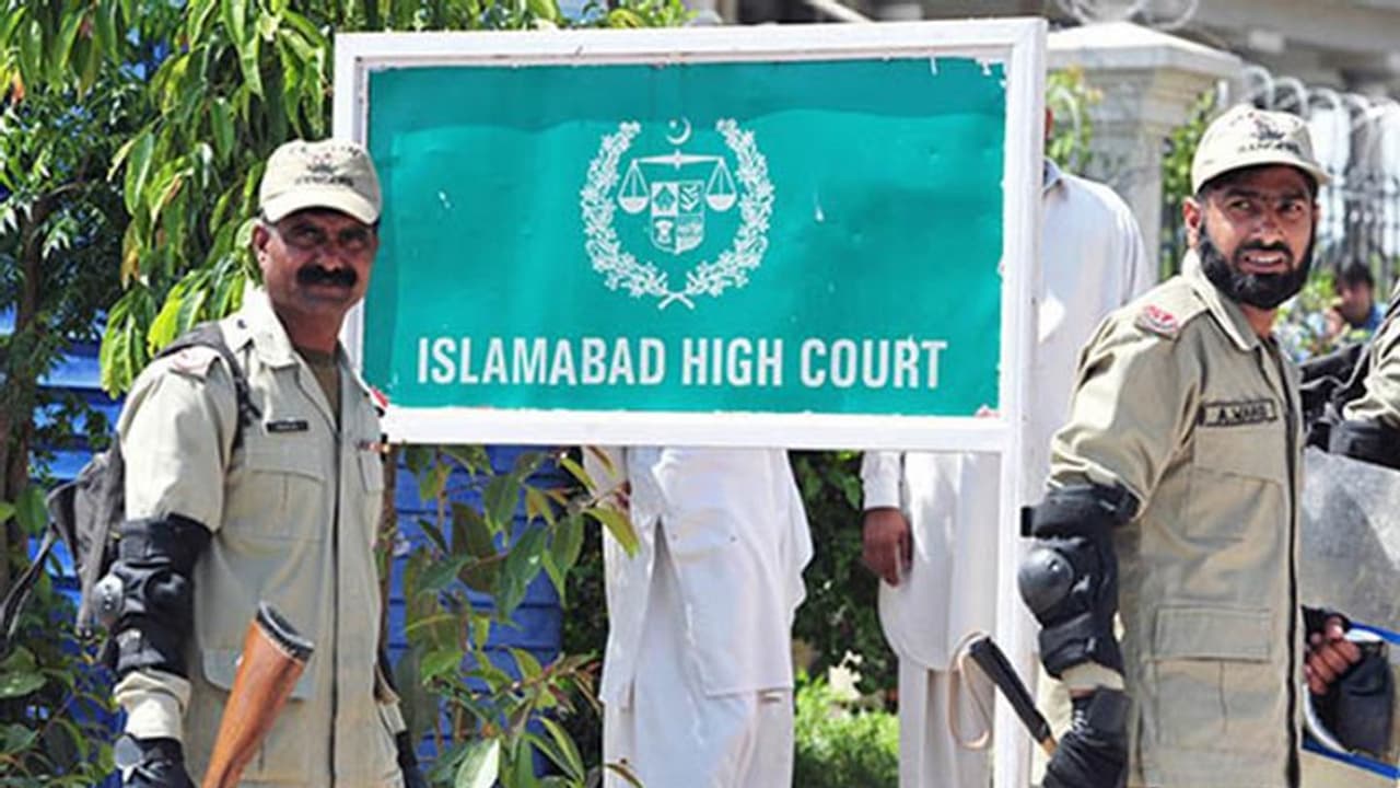 അഭിനന്ദനെ വിട്ടയക്കരുതെന്ന ഹര്ജി ഇസ്ലാമാബാദ് ഹൈക്കോടതി തള്ളി അഭിനന്ദനെ വിട്ടയക്കരുതെന്ന ഹര്ജി ഇസ്ലാമാബാദ് ഹൈക്കോടതി തള്ളി