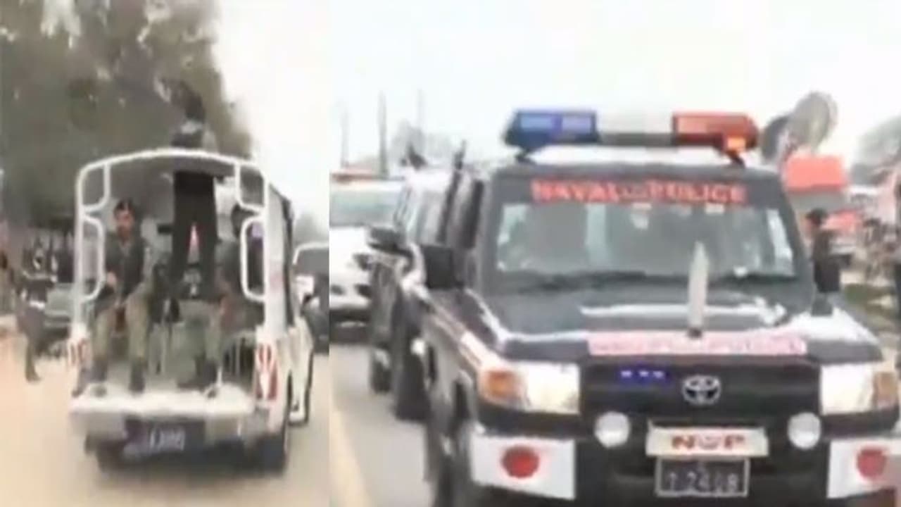 వాఘా సరిహద్దుకు చేరుకొన్న అభినందన్: సంబరాలు వాఘా సరిహద్దుకు చేరుకొన్న అభినందన్: సంబరాలు