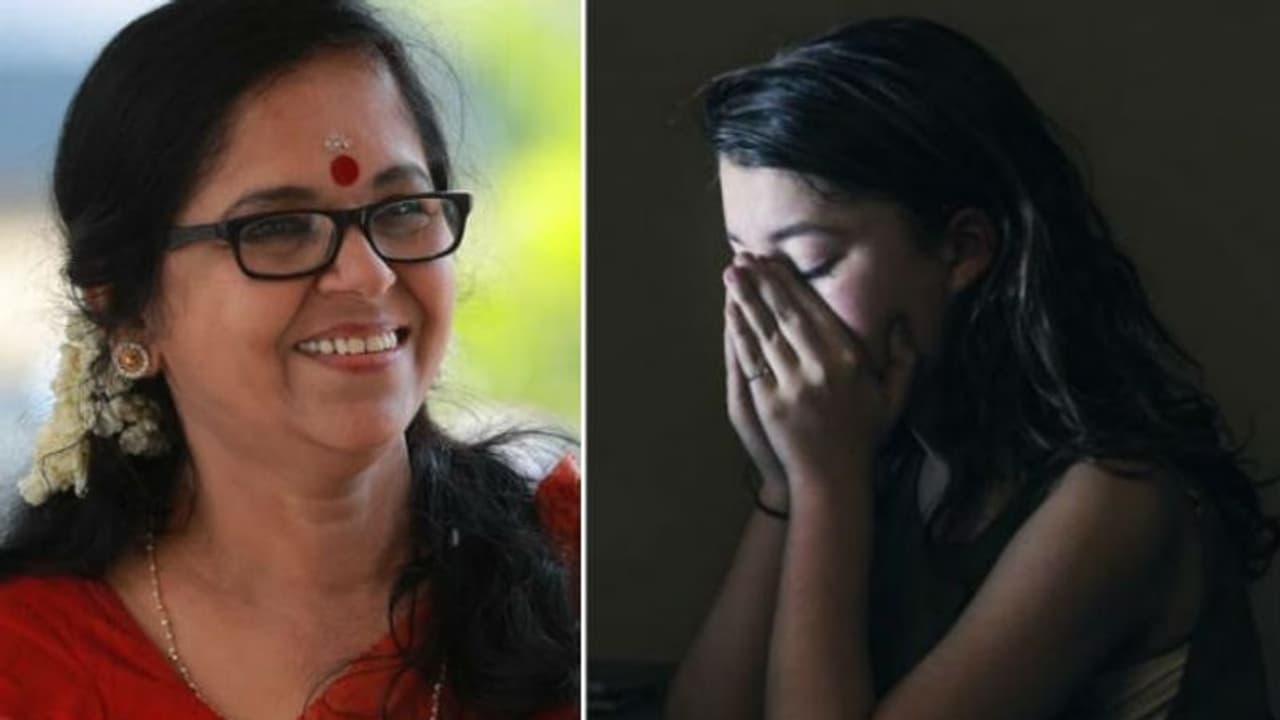 വിഷാദികളായ പെണ്കുട്ടികളോട് ശാരദക്കുട്ടി പറയുന്നു; നിങ്ങള്ക്ക് അതിജീവിക്കാന് ഒരു വഴിയുണ്ട്... വിഷാദികളായ പെണ്കുട്ടികളോട് ശാരദക്കുട്ടി പറയുന്നു; നിങ്ങള്ക്ക് അതിജീവിക്കാന് ഒരു വഴിയുണ്ട്...