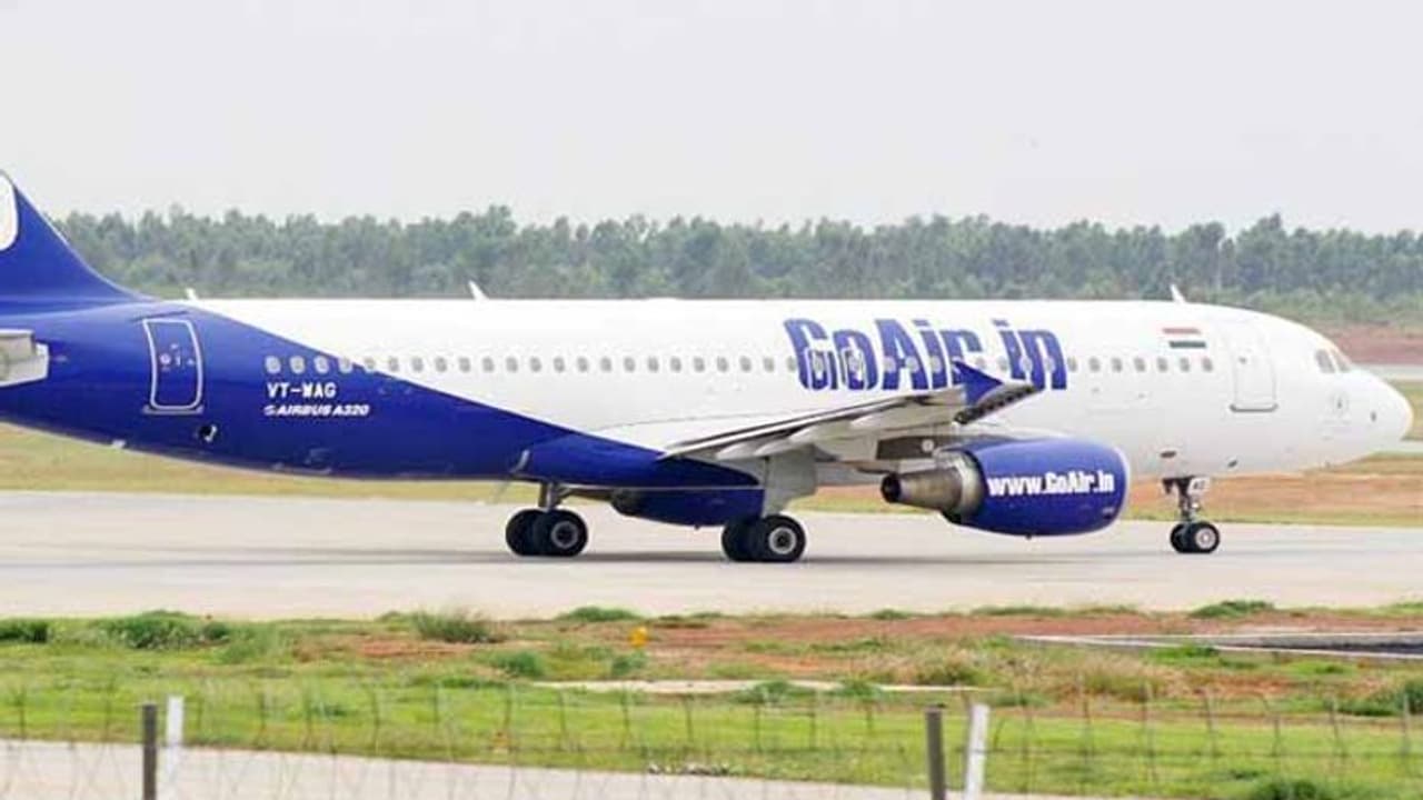 ജനതാ കര്ഫ്യൂ: ആയിരത്തോളം വിമാന സര്വ്വീസുകള് റദ്ദ് ചെയ്തു ജനതാ കര്ഫ്യൂ: ആയിരത്തോളം വിമാന സര്വ്വീസുകള് റദ്ദ് ചെയ്തു