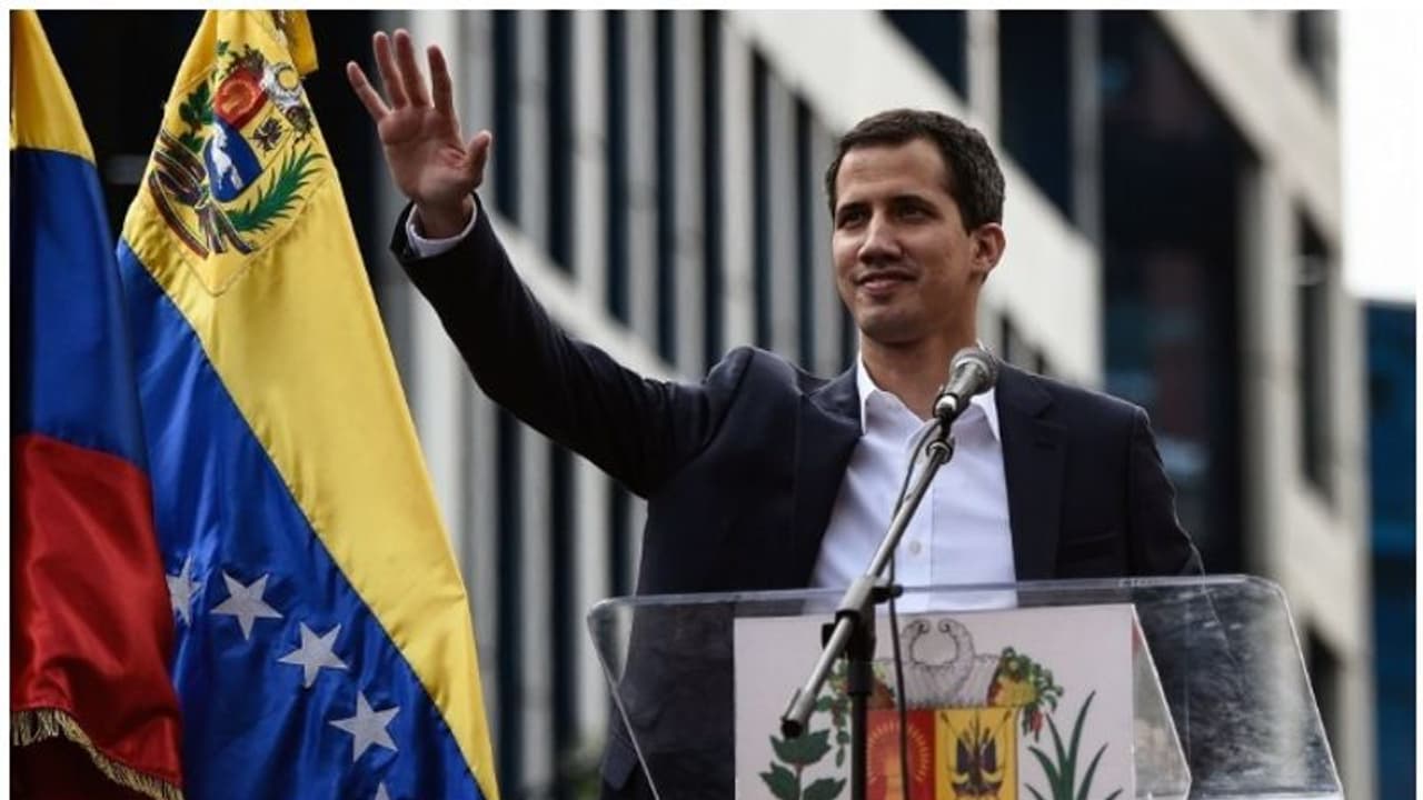 യുവാൻ ഗെയ്ദോ വിദേശ സന്ദർശനം കഴിഞ്ഞ് ഉടനെത്തും; വെനസ്വേലയിൽ ഏറ്റുമുട്ടൽ തുടരുന്നു യുവാൻ ഗെയ്ദോ വിദേശ സന്ദർശനം കഴിഞ്ഞ് ഉടനെത്തും; വെനസ്വേലയിൽ ഏറ്റുമുട്ടൽ തുടരുന്നു