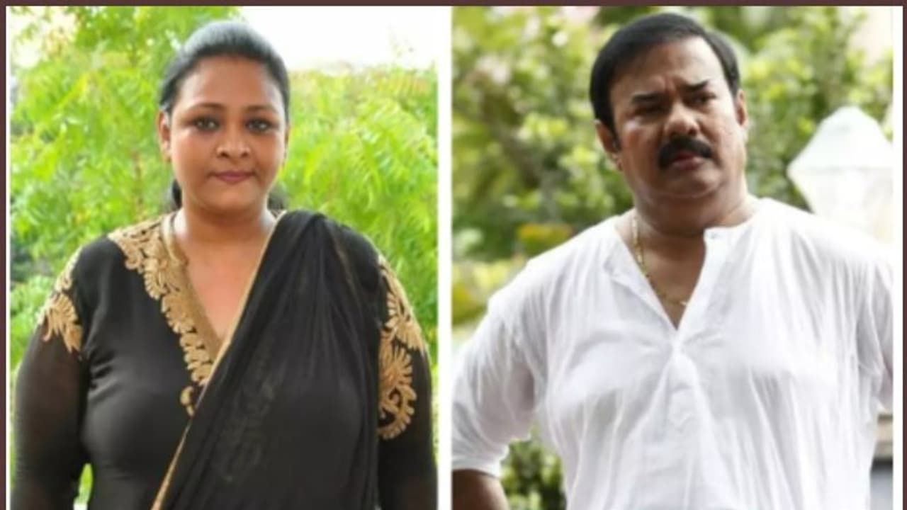 ഷക്കീലയുടെ 'പ്രേമ വെളിപ്പെടുത്തലിന്' മറുപടിയുമായി മണിയന് പിള്ള രാജു ഷക്കീലയുടെ 'പ്രേമ വെളിപ്പെടുത്തലിന്' മറുപടിയുമായി മണിയന് പിള്ള രാജു