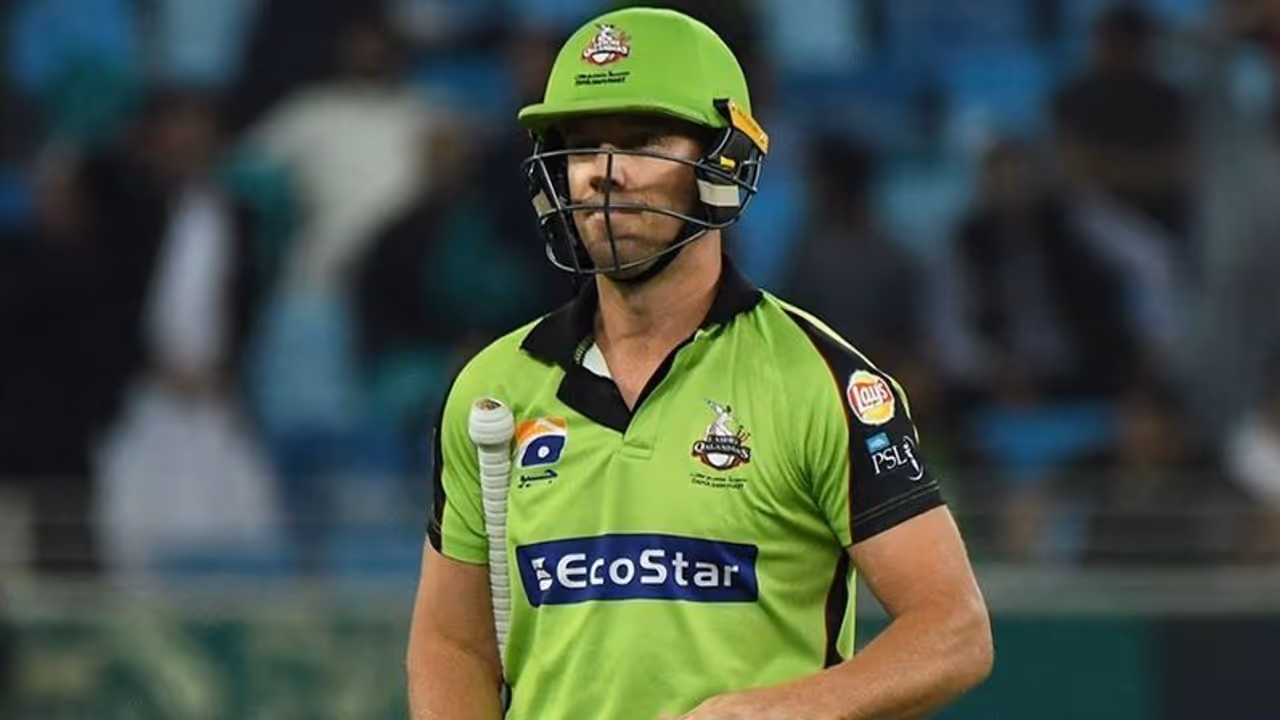 ಪಾಕಿಸ್ತಾನಕ್ಕೆ ಮತ್ತೊಂದು ಶಾಕ್ PSL ಟೂರ್ನಿಯಿಂದ ಡಿವಿಲಿಯರ್ಸ್ ವಾಪಾಸ್! ಪಾಕಿಸ್ತಾನಕ್ಕೆ ಮತ್ತೊಂದು ಶಾಕ್ PSL ಟೂರ್ನಿಯಿಂದ ಡಿವಿಲಿಯರ್ಸ್ ವಾಪಾಸ್!