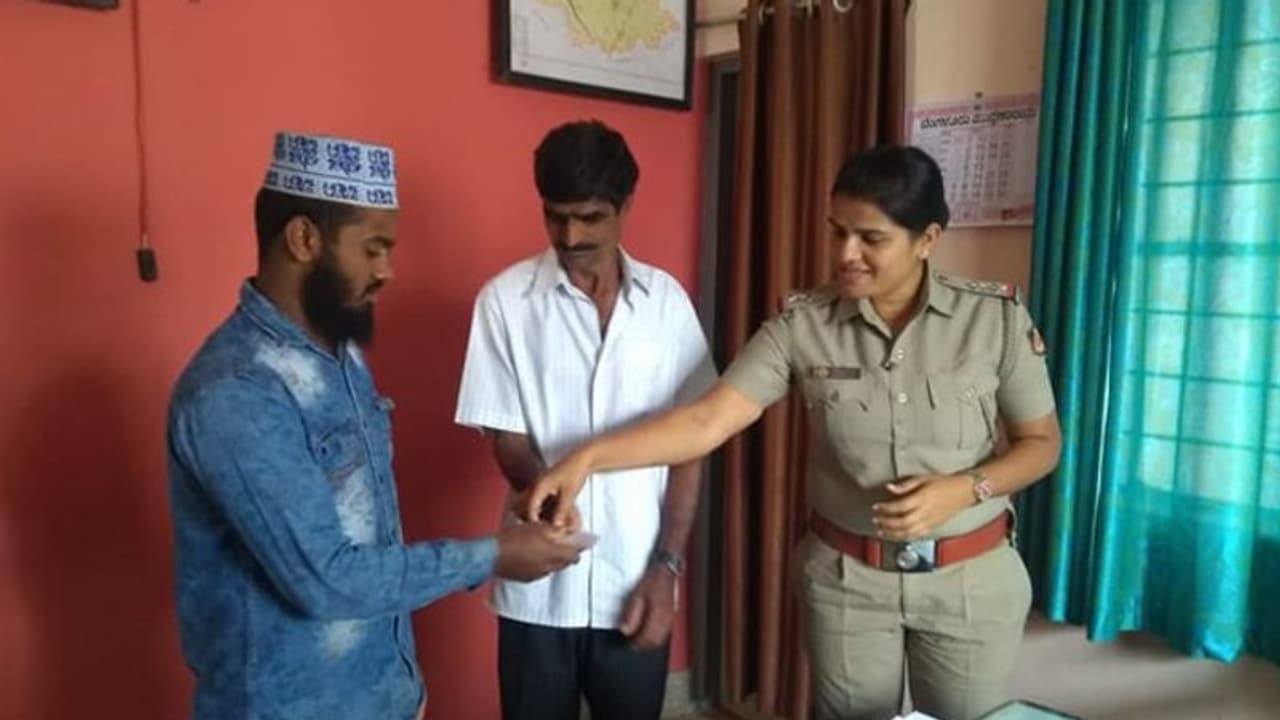 ಚಿಕ್ಕಮಗಳೂರಿನಲ್ಲಿ ಮಾನವೀಯತೆ ಮೆರೆದ ಆಟೋ ಚಾಲಕ