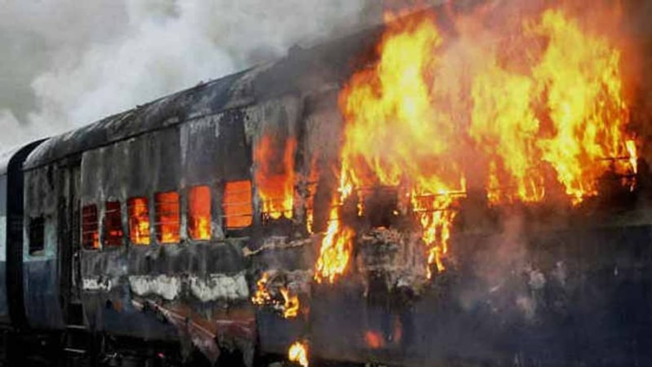 Train from Bengaluru catches fire in Andhra Pradesh Train from Bengaluru catches fire in Andhra Pradesh