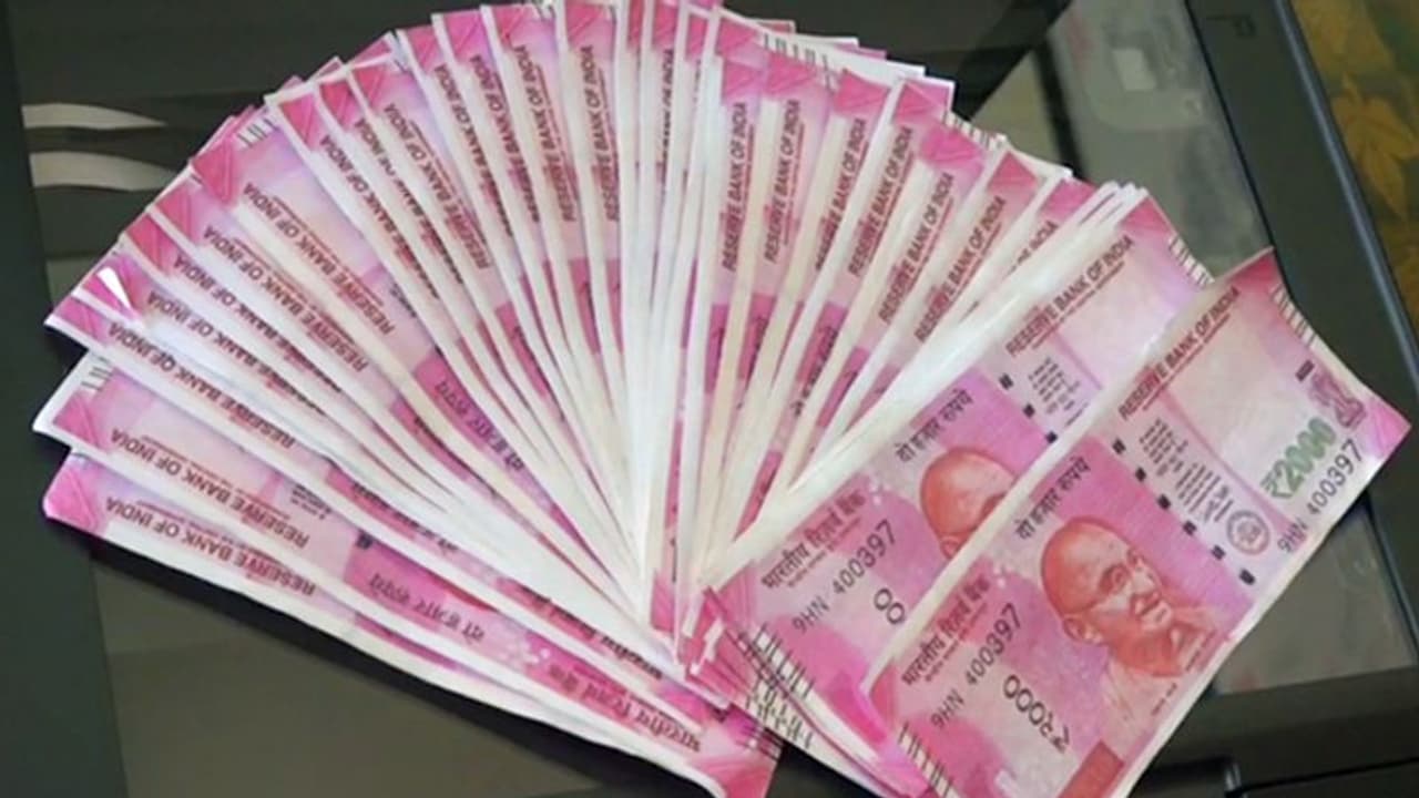 തിരുവനന്തപുരം വർക്കലയിൽ വൻ കള്ളനോട്ട് വേട്ട; മൂന്ന് പേർ അറസ്റ്റിൽ