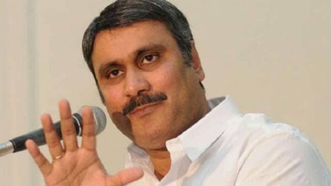 தமிழக மீனவர்கள் மீது கொடூர தாக்குதல்..! இலங்கை கடற்படையை கைது செய்து சிறையில் அடையுங்கள் அன்புமணி