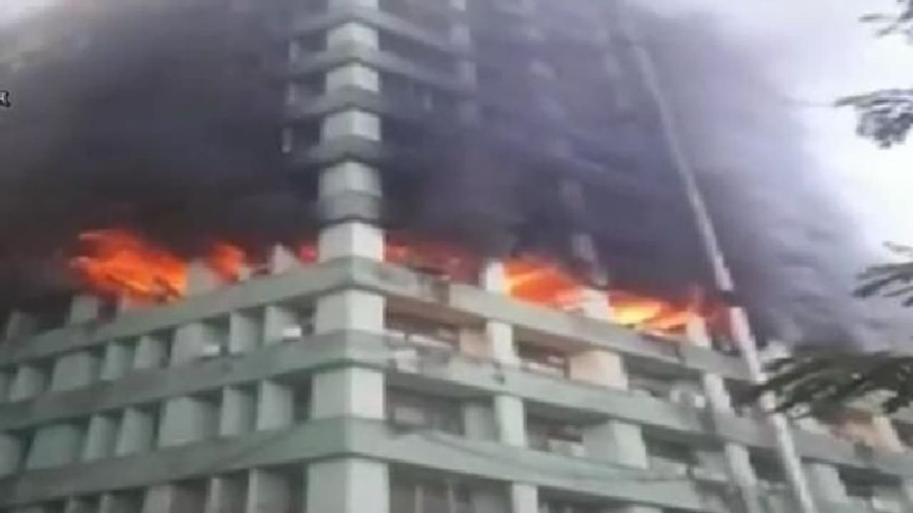 ಸರ್ಕಾರಿ ಕಟ್ಟಡದಲ್ಲಿ ಅಗ್ನಿ ದುರಂತ: ಮಹತ್ವದ ದಾಖಲೆಗಳು ಭಸ್ಮ!