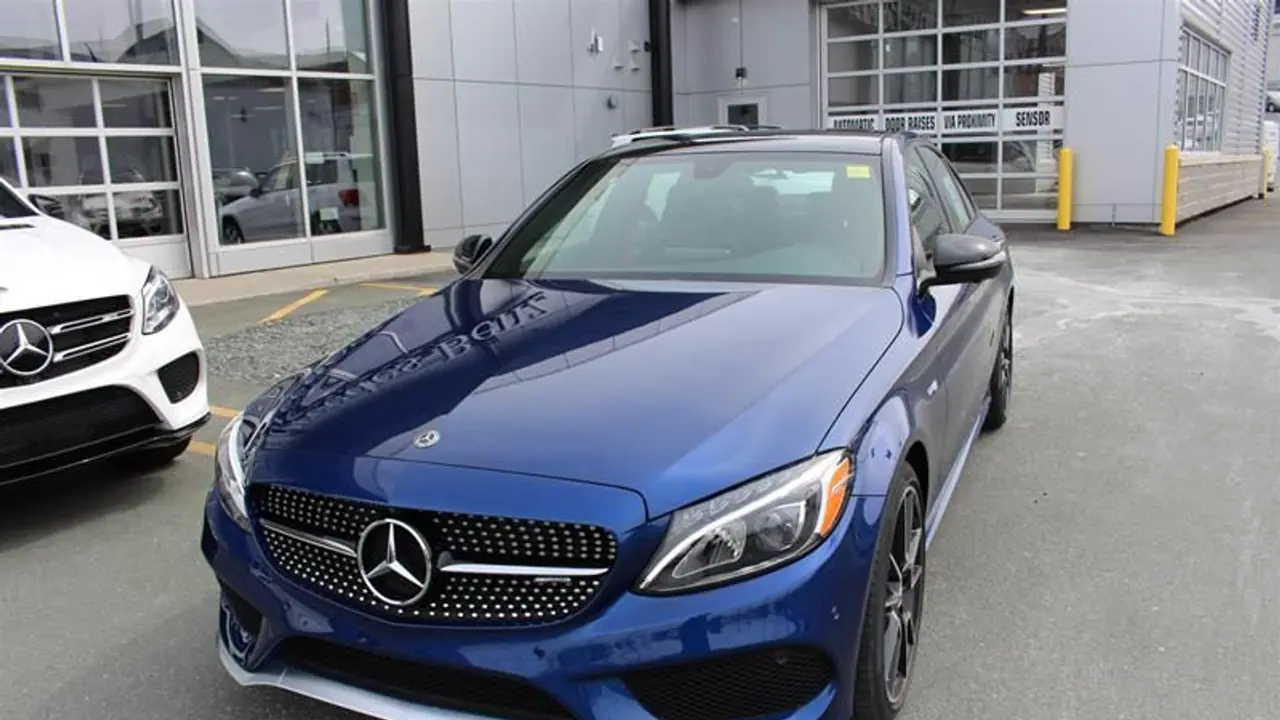 ಮರ್ಸಿಡಿಸ್‌ ಸಿ43 AMG ಸುಭದ್ರ ಸಾವಧಾನ; ದೂರಪ್ರಯಾಣಕ್ಕೆ ತಕ್ಕ ಸಂವಿಧಾನ!