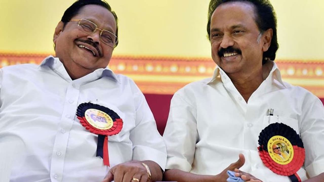 புகுந்து விளையாடிய துரைமுருகன்... பழி தீர்த்த ஸ்டாலின்..! அதிர்ச்சியில் பிரேமலதா...! புகுந்து விளையாடிய துரைமுருகன்... பழி தீர்த்த ஸ்டாலின்..! அதிர்ச்சியில் பிரேமலதா...!