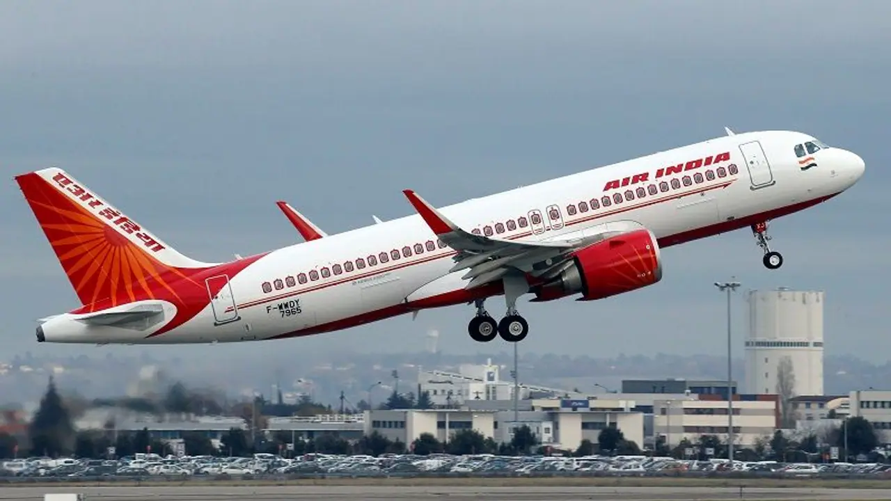 हवा में अटकी रह गयी 220 यात्रियों की सांसें, जब 20 हजार फीट की ऊंचाई पर था विमान