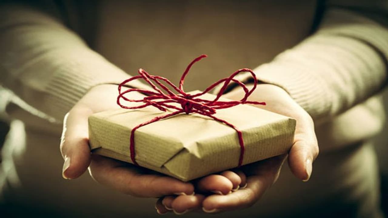 ಸರ್ಪ್ರೈಸ್ ನೀಡಿ, ಸಂಗಾತಿಯನ್ನು ಖುಷಿಯಾಗಿಡಿ....