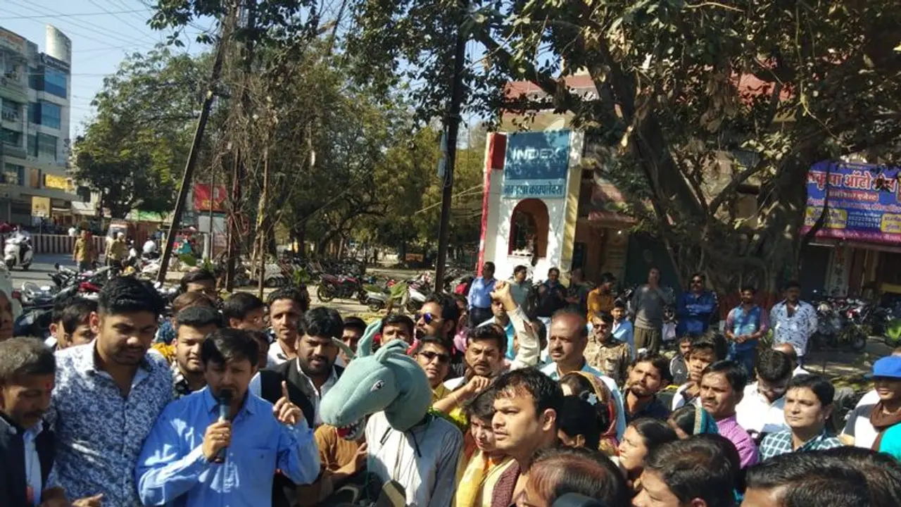 भाजपा विधायक आकाश विजयवर्गीय का विवादित बयान, राहुल को 'गधों का सरताज' बताया
