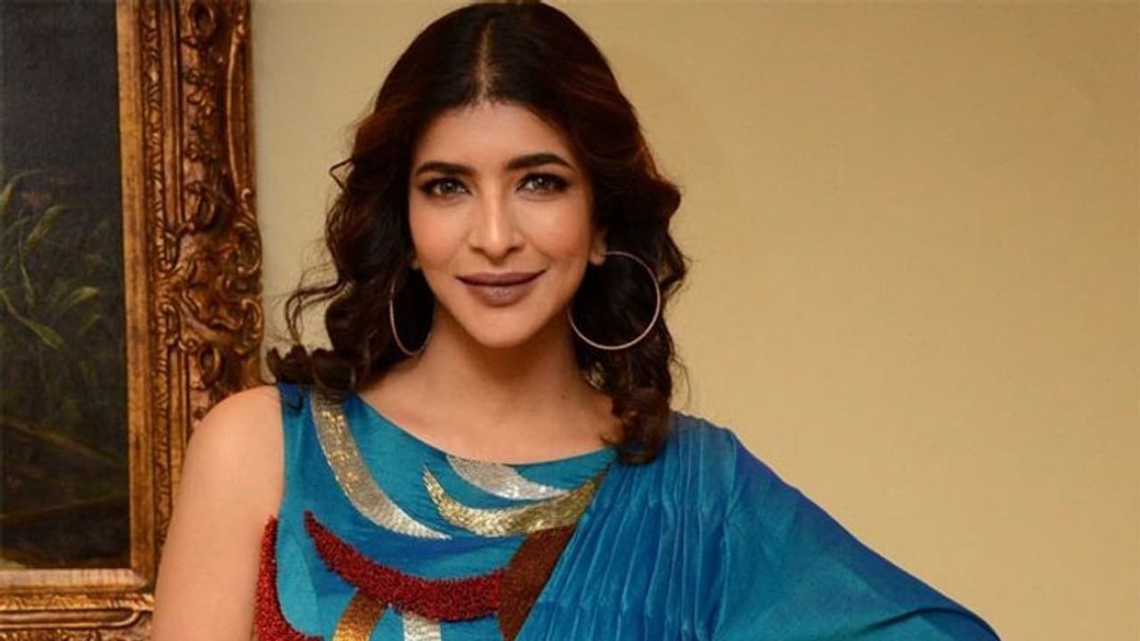 సెలబ్రిటీలతో మంచులక్ష్మీ బెడ్ టైమ్ స్టోరీస్!