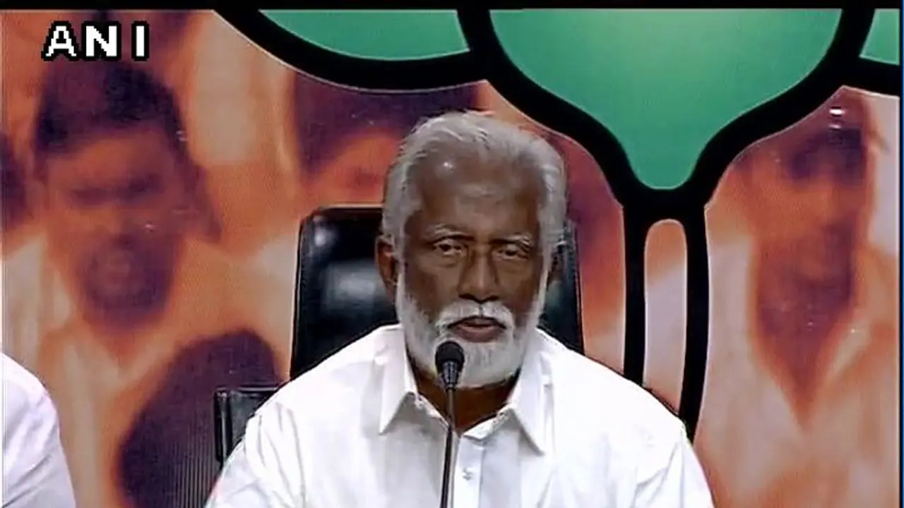 കേരളത്തിൽ തന്റെ സാന്നിധ്യം അനിവാര്യം; പാർട്ടി പറയുന്നതെന്തും അനുസരിക്കാൻ തയ്യാറെന്ന് കുമ്മനം കേരളത്തിൽ തന്റെ സാന്നിധ്യം അനിവാര്യം; പാർട്ടി പറയുന്നതെന്തും അനുസരിക്കാൻ തയ്യാറെന്ന് കുമ്മനം