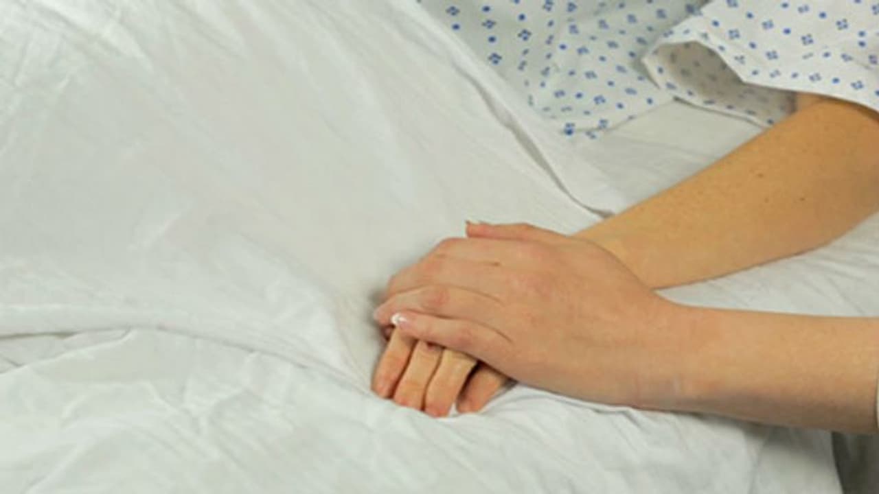 'ആണ്‍' ഡോക്ടറെ കാണാന്‍ അനുവദിക്കാത്ത ഭര്‍ത്താവ്; പത്തൊമ്പതുകാരിയെ സ്‌കാനിംഗ് മുറിയിലെത്തിച്ച കഥ...