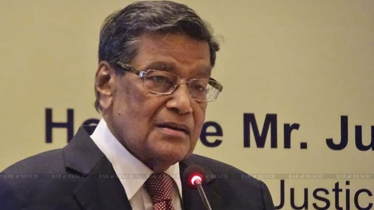 मुख्य न्यायाधीश पर लगे यौन उत्पीड़न मामले में अटॉर्नी जनरल वेणुगोपाल और सुप्रीम कोर्ट आमने सामने मुख्य न्यायाधीश पर लगे यौन उत्पीड़न मामले में अटॉर्नी जनरल वेणुगोपाल और सुप्रीम कोर्ट आमने सामने