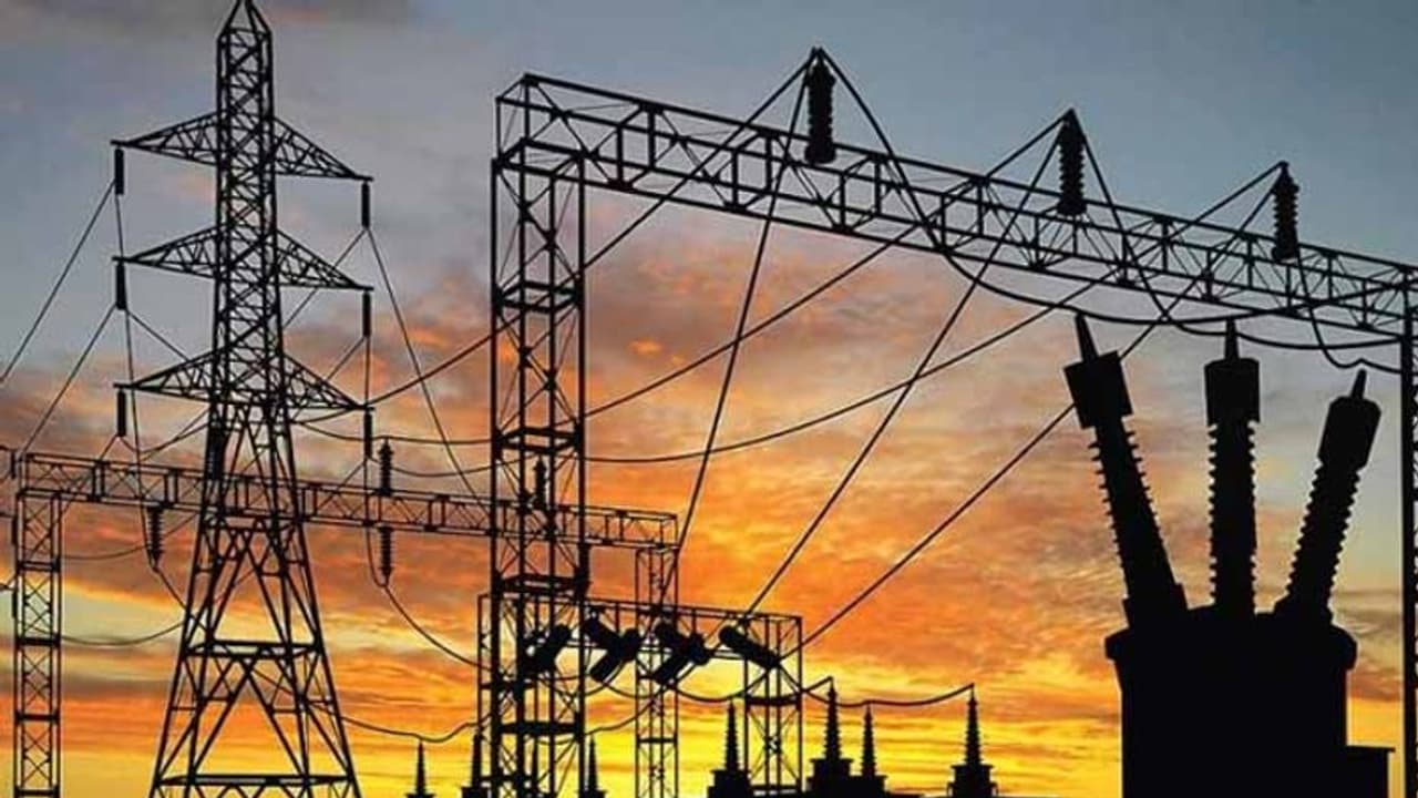 బకాయిల యుద్ధం: ఏపీ ఇవ్వాలి.. కాదు తెలంగాణనే ఇవ్వాలి