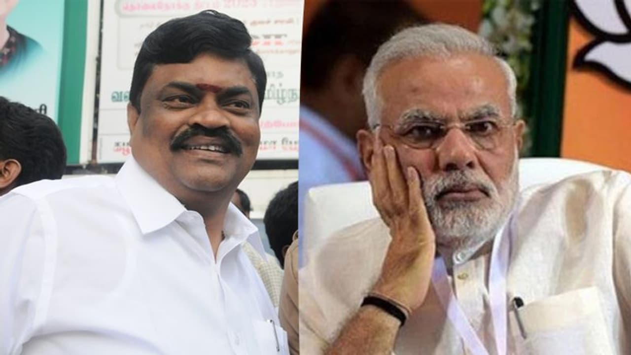 ஓடி ஒளியும் கேடிஆர்.. உங்கள் டாடி மோடி கை விட்டுடாரா..?? செம்மயா கலாய்த்த தங்க தமிழ் செல்வன். ஓடி ஒளியும் கேடிஆர்.. உங்கள் டாடி மோடி கை விட்டுடாரா..?? செம்மயா கலாய்த்த தங்க தமிழ் செல்வன்.