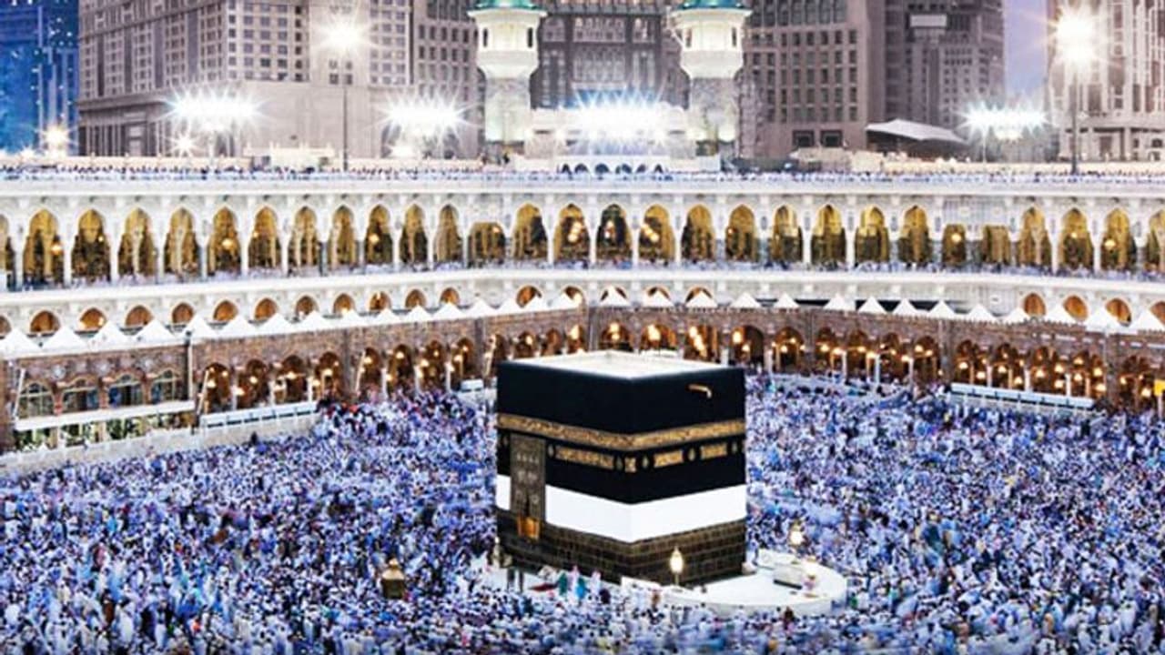 ഉംറ തീര്ത്ഥാടകരെ വഞ്ചിച്ച് ലക്ഷങ്ങളുമായി മുങ്ങിയ ട്രാവല് ഏജൻസി ഉടമ കീഴടങ്ങി ഉംറ തീര്ത്ഥാടകരെ വഞ്ചിച്ച് ലക്ഷങ്ങളുമായി മുങ്ങിയ ട്രാവല് ഏജൻസി ഉടമ കീഴടങ്ങി