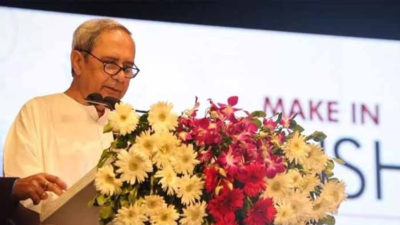 మహిళలకు 33 శాతం టిక్కెట్లు: నవీన్ పట్నాయక్ సంచలన ప్రకటన మహిళలకు 33 శాతం టిక్కెట్లు: నవీన్ పట్నాయక్ సంచలన ప్రకటన